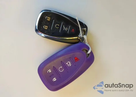 2019 Chevrolet Equinox Lt z USA, uszkodzony, nr VIN 3GNAXUEV7KS564940